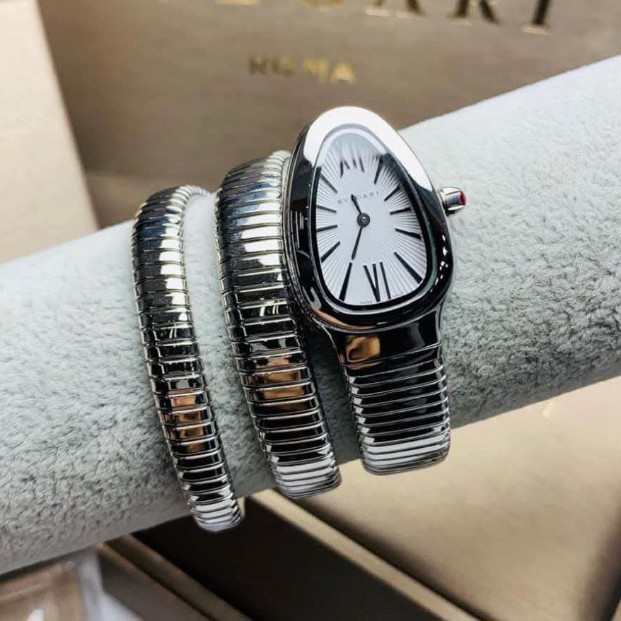 ساعة بلقري النسائية