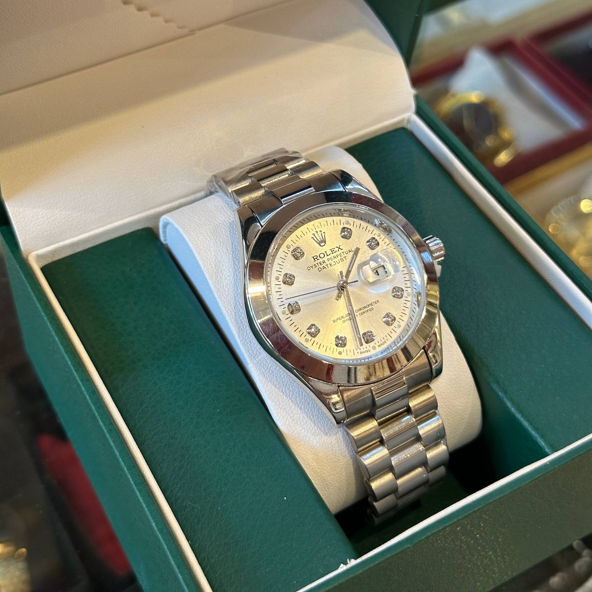 ساعة رولكس ديتجست رجالية